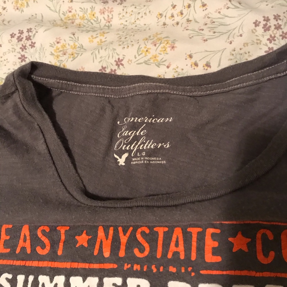 American eagle basic tee size large - Picture 2 of 3